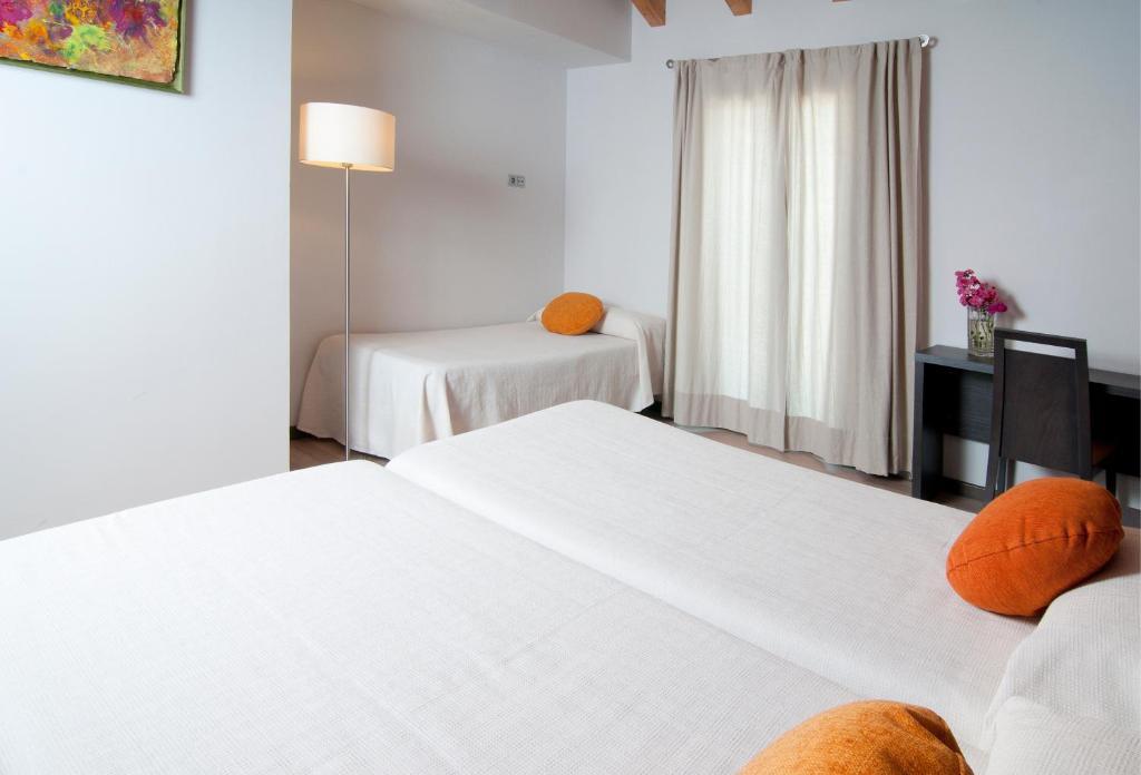 Amalurra Granada Hotel Caparacena Ruang foto