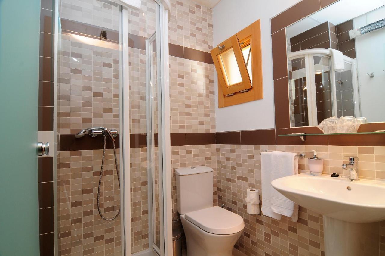 Amalurra Granada Hotel Caparacena Ruang foto
