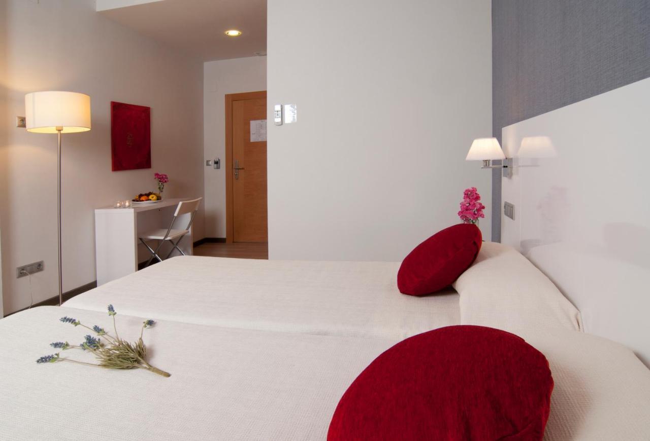 Amalurra Granada Hotel Caparacena Ruang foto